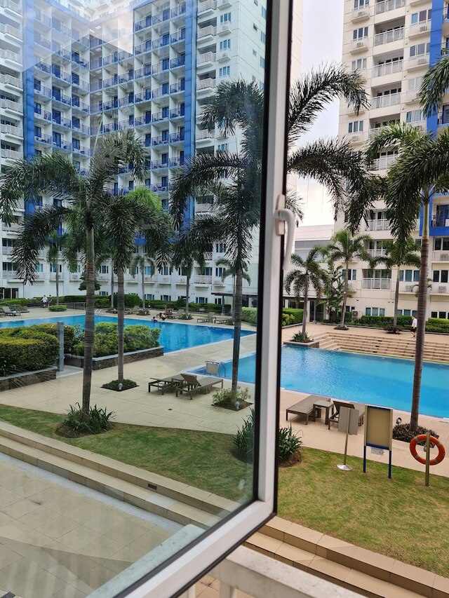 シーレジデンス - コンド R Us