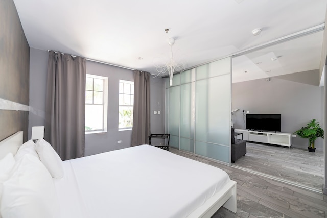 100コリンズのアパート