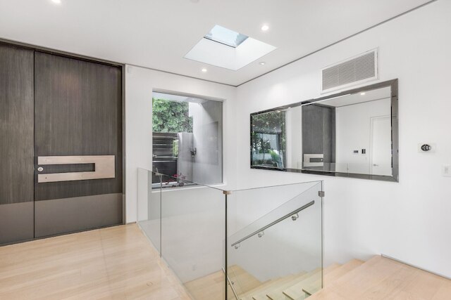 サンセット ハイツ - エレガント モダン ヴィラ ウィズ ビューティフル ビューズ イン ザ ヒルズ