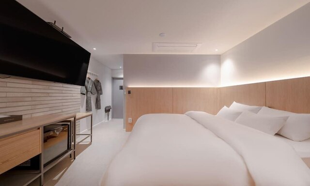 Siheung Brown Dot Jeongwang