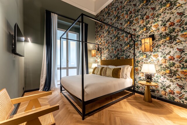 DH ルームズ カステッロ