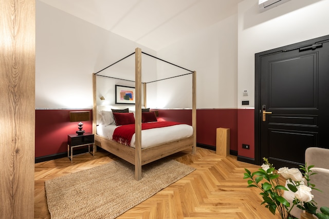 DH ルームズ カステッロ