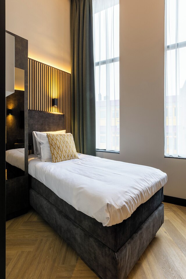 モニュメントホテル