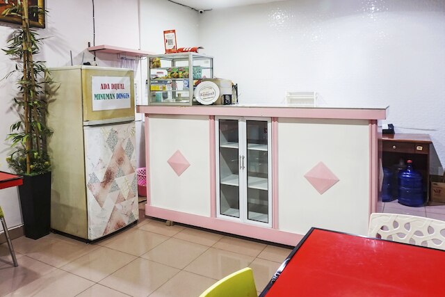 ホテル O ホームステイ マドゥ マカッサル