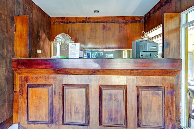 ホテル O カリマンタン スラバヤ シャリア