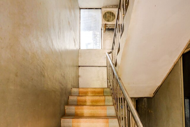 ホテル O ハサン ハウス シャリア ニア ペラブアン フェリ ハーバー ベイ