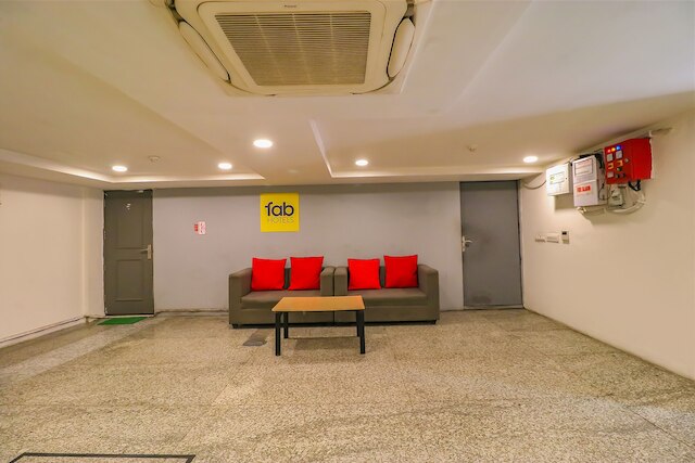 ファブホテル ラ セレネ パンジャビ バーグ