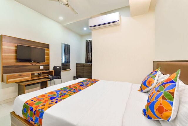 ファブホテル クリスタル