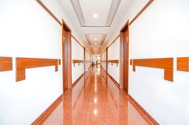 ファブホテル・エミレーツ・スイーツ