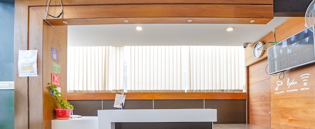 ファブホテル・エミレーツ・スイーツ