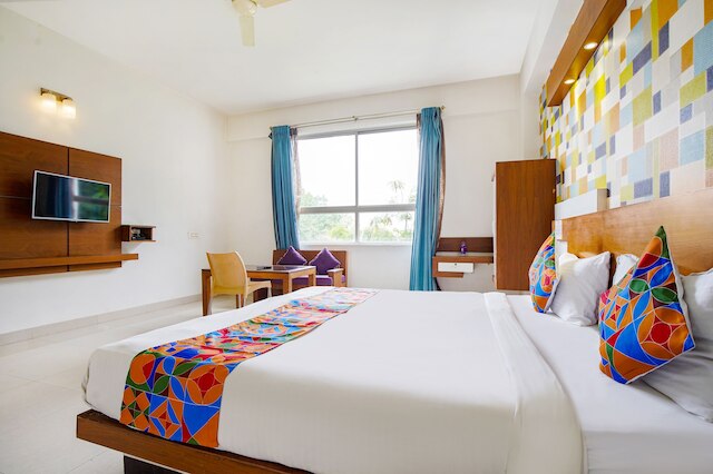 ファブホテル・エミレーツ・スイーツ