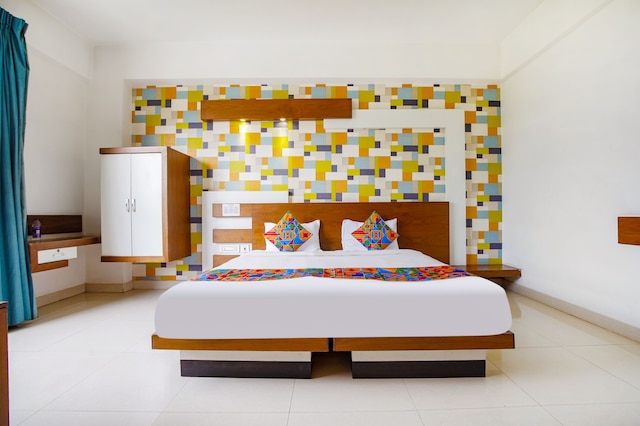 ファブホテル・エミレーツ・スイーツ