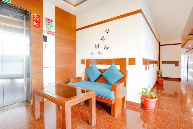 ファブホテル・エミレーツ・スイーツ