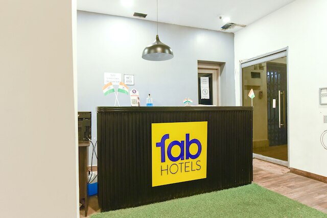 ファブホテル アカシュ ガンガ