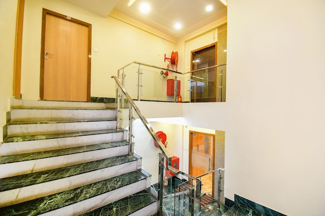 ファブホテル ステイ イン インターナショナル