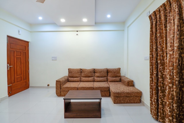 ファブホテル キングス スイーツ