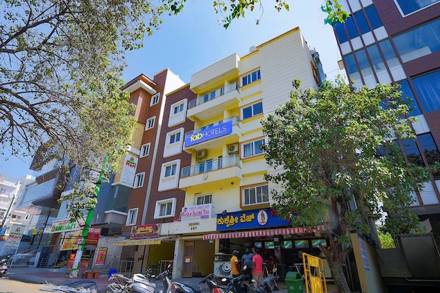 ファブホテル パープル スイーツ イン