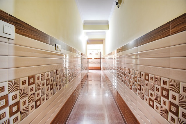 ファブエクスプレス アイボリー パール - ニア ブルックフィールド メイン ゲート