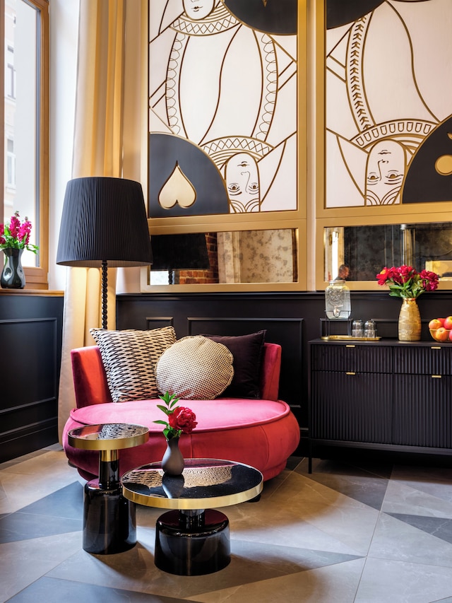 ホテル ゴールデン クイーン