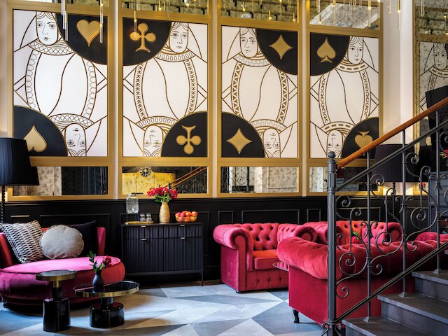 ホテル ゴールデン クイーン