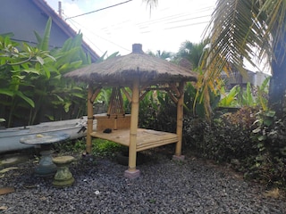 OYO  90547 ポンドック サレン アニャル