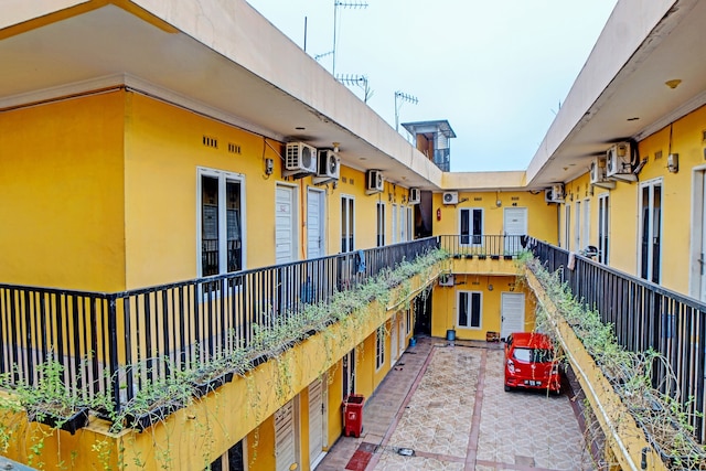 OYO  91418 カンティル ホームステイ シャリア