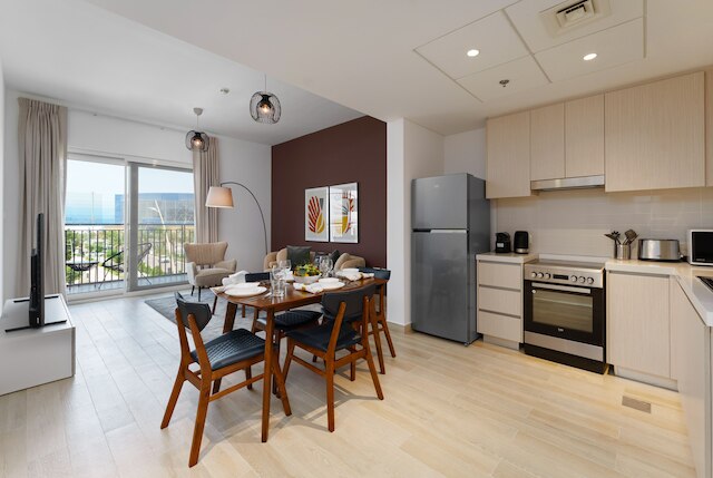 メゾンプリヴェ -エクスキジットアパートメントオンヤスアイランドcls への全てのアトラクション