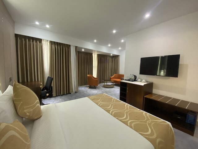 ユニークレガシーホテル