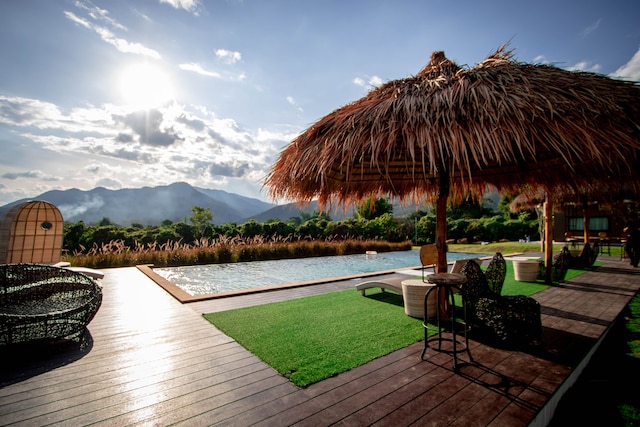 ライブンルンポール