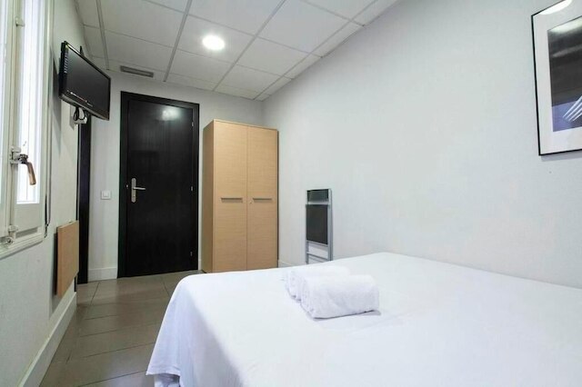 ホスタル・プトヘット・ガイアルームズ