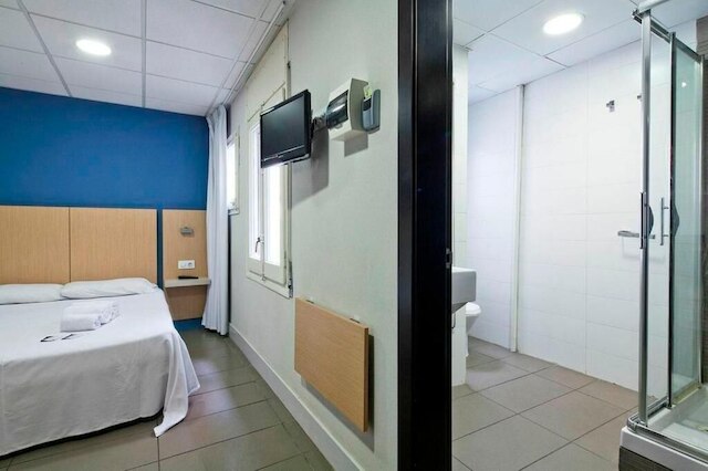 ホスタル・プトヘット・ガイアルームズ