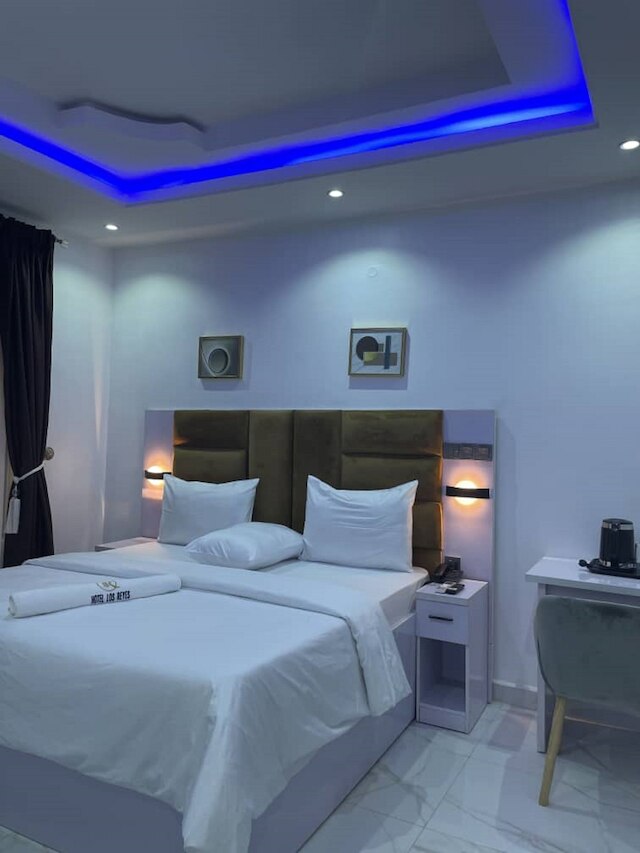 ホテル ロス レイエス