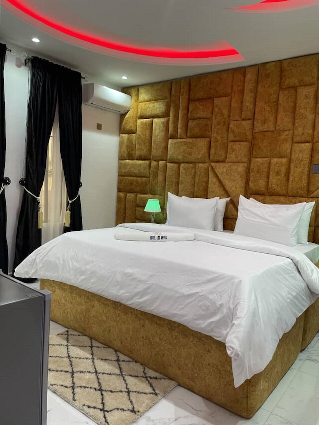 ホテル ロス レイエス