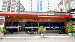 Red Velvet Inn Hotel（レッド ベルヴェット イン ホテル）