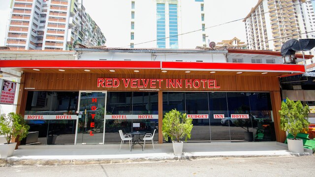 Red Velvet Inn Hotel（レッド ベルヴェット イン ホテル）
