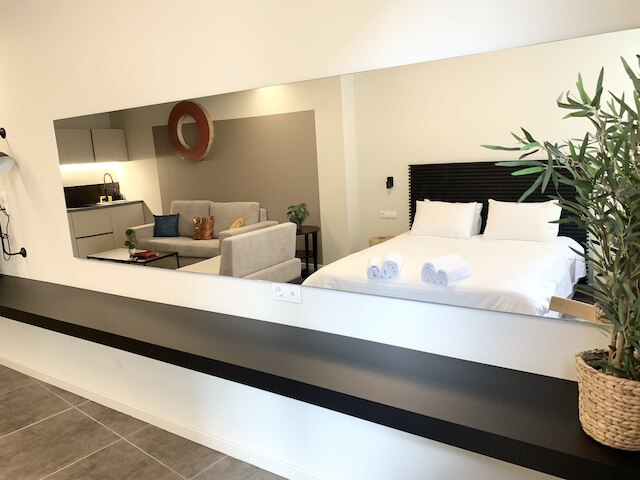 M17 スタジオ&スイーツ