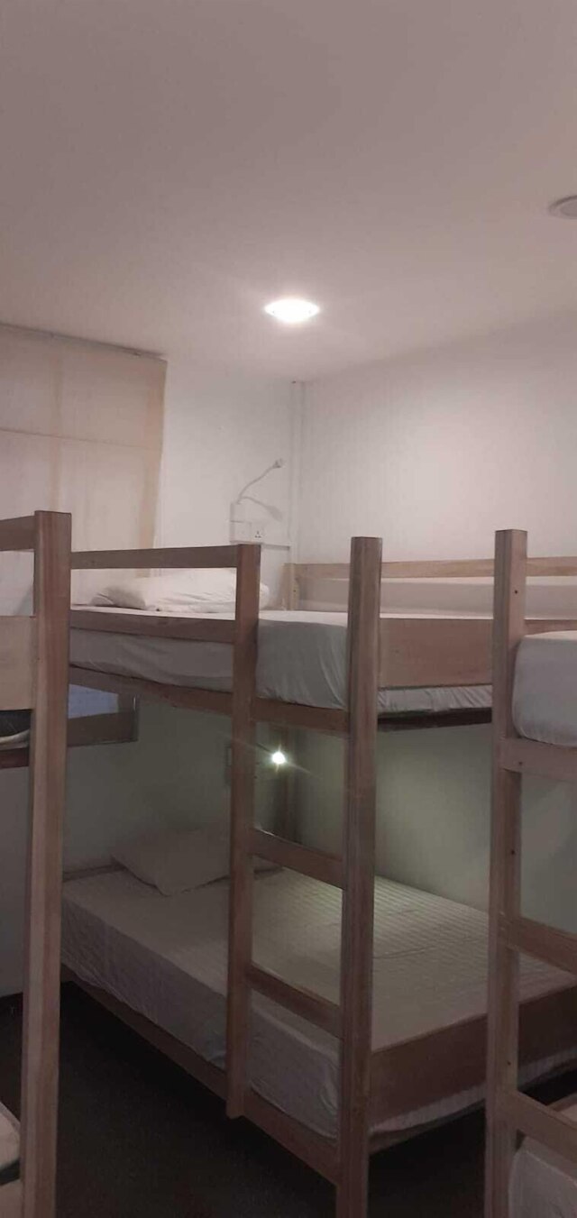 レイオーバーコロンボ - ホステル