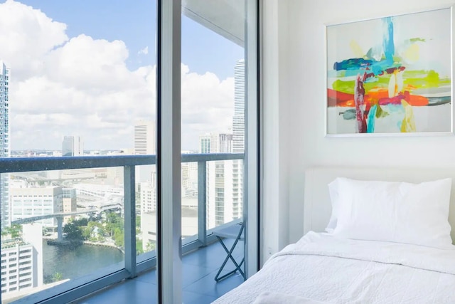 ラグジュアリー2BR コンドミニアム アイコンオーシャンビュー