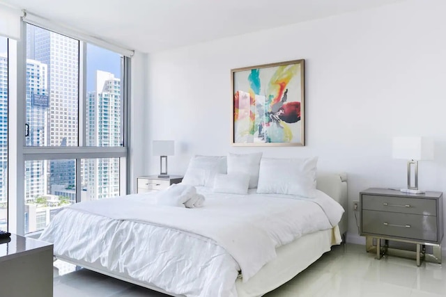 ラグジュアリー2BR コンドミニアム アイコンオーシャンビュー