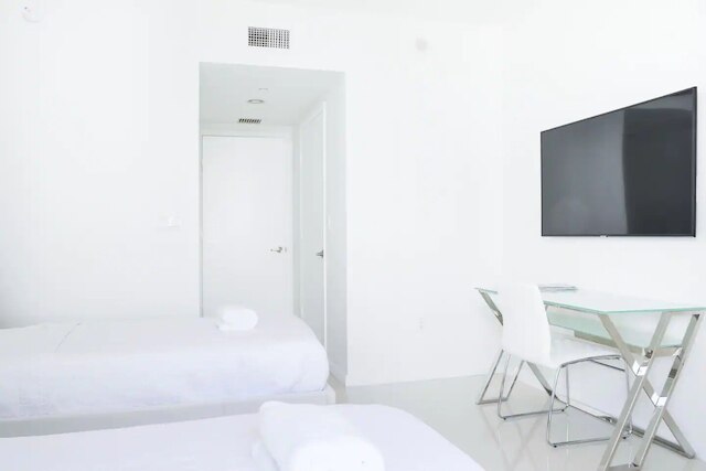 ラグジュアリー2BR コンドミニアム アイコンオーシャンビュー