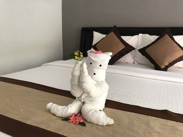 クリスタルホテル