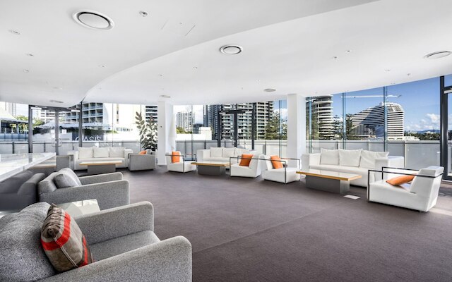 ザウェーブ - Qステイ