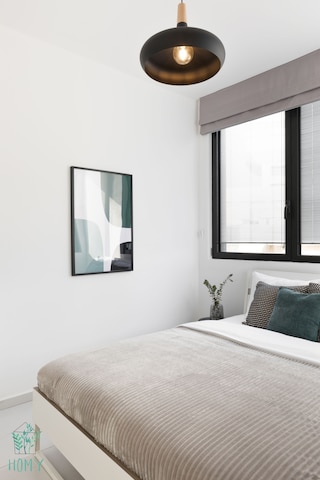 メイト・アレンビー - バイ・ホーミー