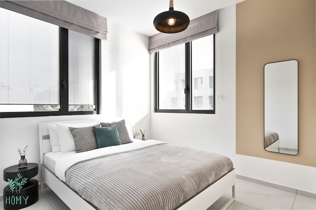 メイト・アレンビー - バイ・ホーミー