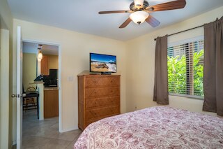 パシフィック ショアーズ バイ コールドウェル バンカー アイランド バケーションズ