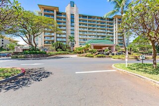 ホヌア カイ ホクラニ バイ コールドウェル バンカー アイランド バケーションズ