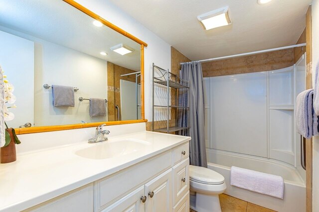 クレアナ バイ コールドウェル バンカー アイランド バケーションズ