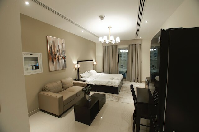 クレバー ゲスト エリート ダウンタウン スタジオ