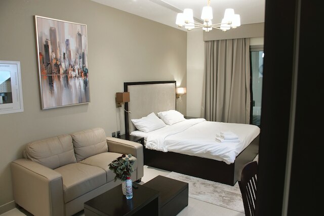 クレバー ゲスト エリート ダウンタウン スタジオ