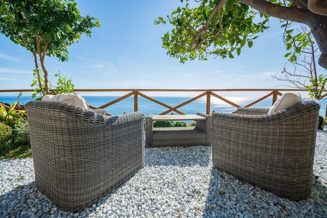 ラグジュアリー ヴィラ ヴィットリア - ヴィラ ウィズ ガーデン スイミングプール アンド ジャグジー オーバールッキング ザ シー